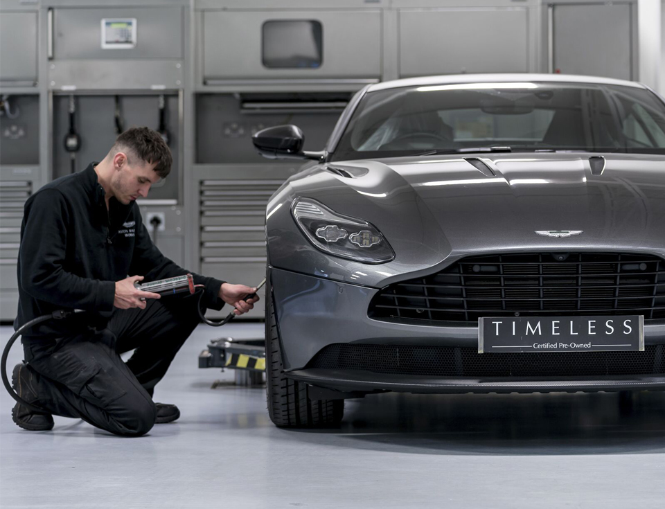 Czy warto regularnie serwisować auto, jeśli jeździsz nim rzadko?